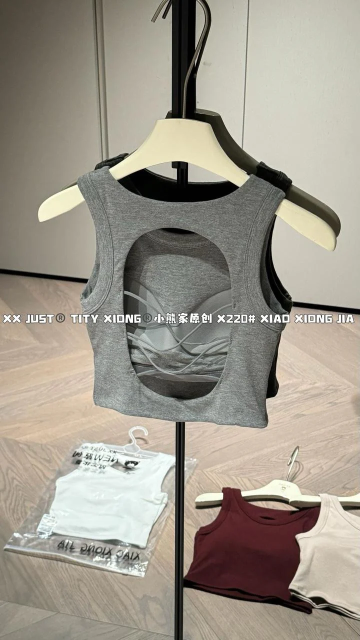 Criss cross padded top - Image 3