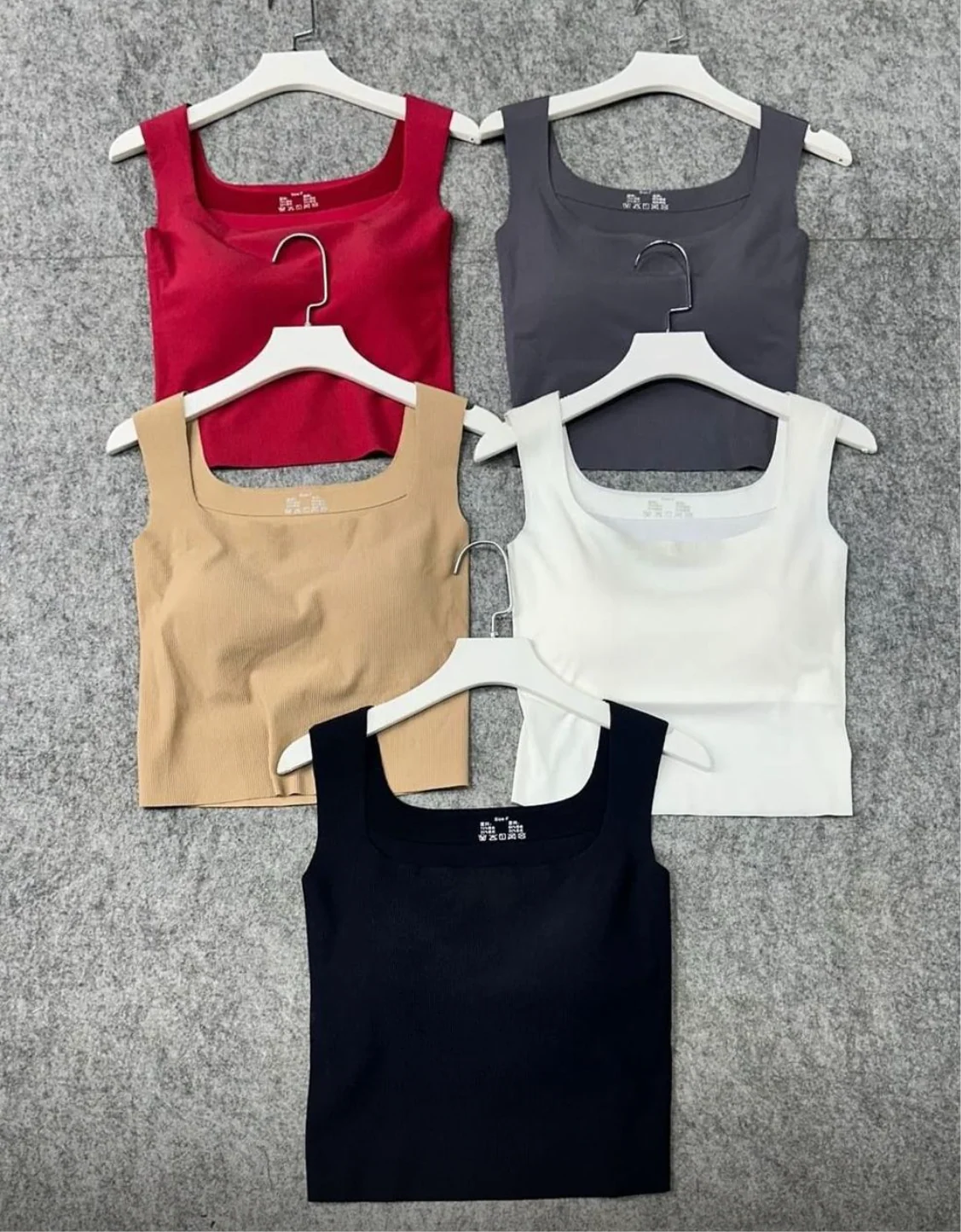 Padded tops - Image 4