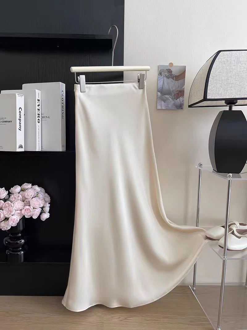 Satin skirt - Image 6